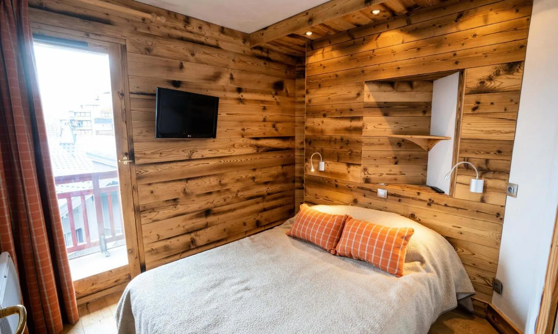 Chalet Le Cristallo - 4 Pieces Pour 8 Personnes 31 Val Thorens